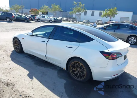 2021 Tesla Model 3 Long Range Dual Motor All-Wheel Drive from USA, damaged, VIN 5YJ3E1EB7MF048424